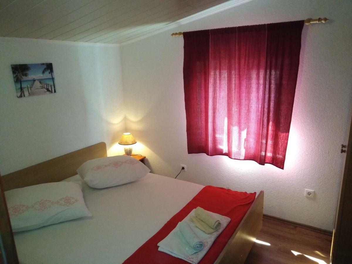 Apartman Rodic Omis Ngoại thất bức ảnh